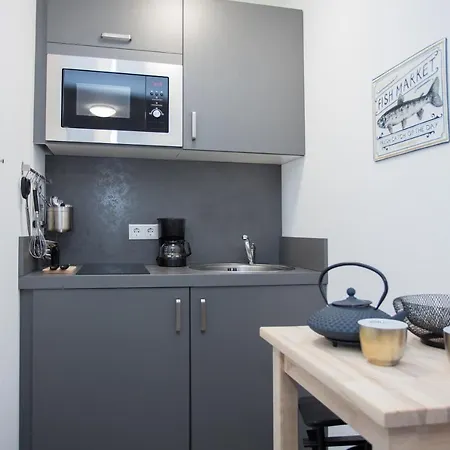 Naturliebe-aktivurlaub Und Auszeit Mit Hund Direkt An Wanderwegen Im Gruenen